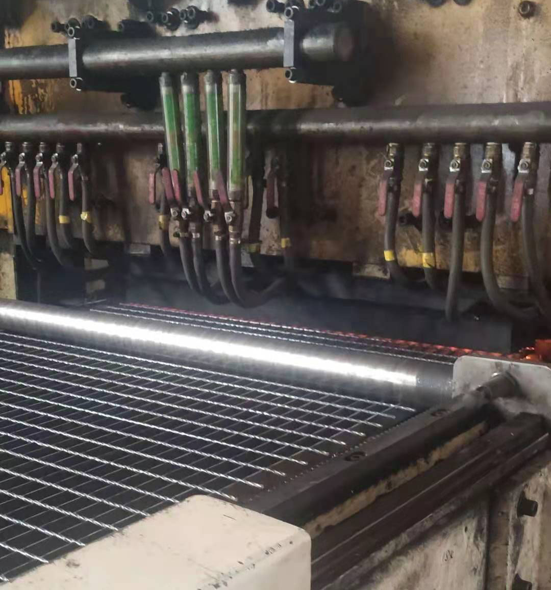 ����䓸��